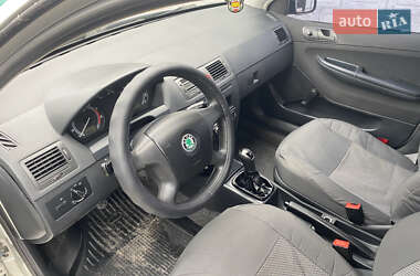 Хетчбек Skoda Fabia 2006 в Первомайську