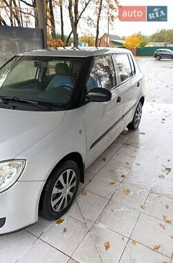 Хэтчбек Skoda Fabia 2008 в Сумах