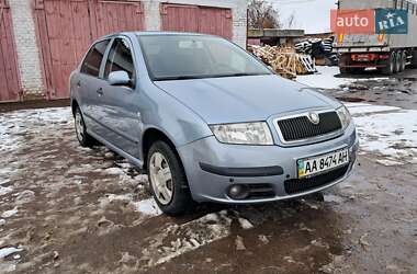 Седан Skoda Fabia 2006 в Бобровиці