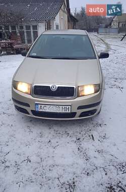 Седан Skoda Fabia 2006 в Луцке