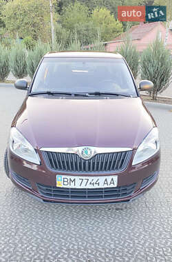 Хэтчбек Skoda Fabia 2011 в Полтаве