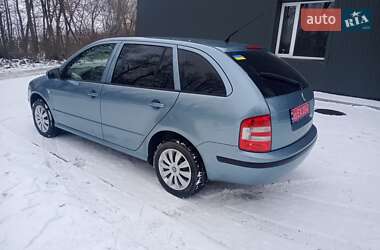 Універсал Skoda Fabia 2007 в Тернополі