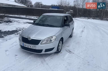 Універсал Skoda Fabia 2011 в Звягелі