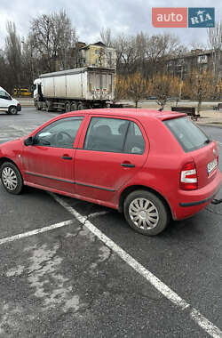 Хэтчбек Skoda Fabia 2004 в Запорожье