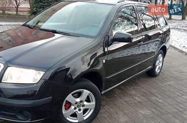 Универсал Skoda Fabia 2005 в Ровно