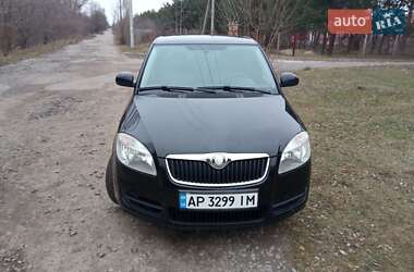 Хэтчбек Skoda Fabia 2009 в Запорожье