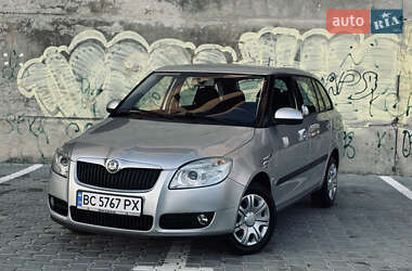 Універсал Skoda Fabia 2008 в Тернополі