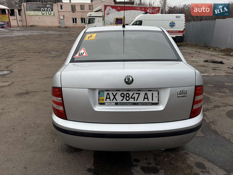 Седан Skoda Fabia 2006 в Харкові