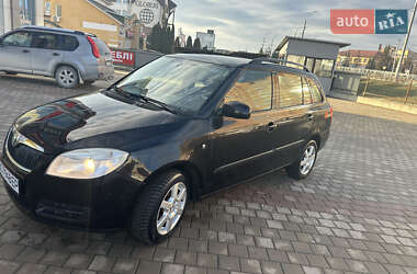 Універсал Skoda Fabia 2009 в Тернополі