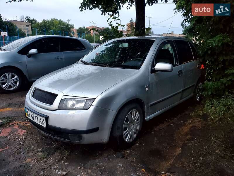 Хэтчбек Skoda Fabia 2001 в 