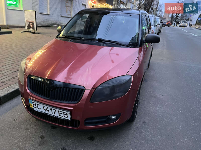 Хэтчбек Skoda Fabia 2007 в Киеве