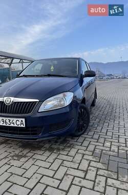 Хэтчбек Skoda Fabia 2010 в 