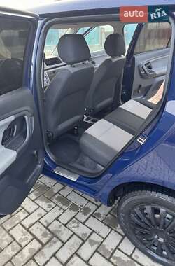 Хэтчбек Skoda Fabia 2010 в 