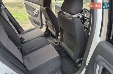 Универсал Skoda Fabia 2009 в 