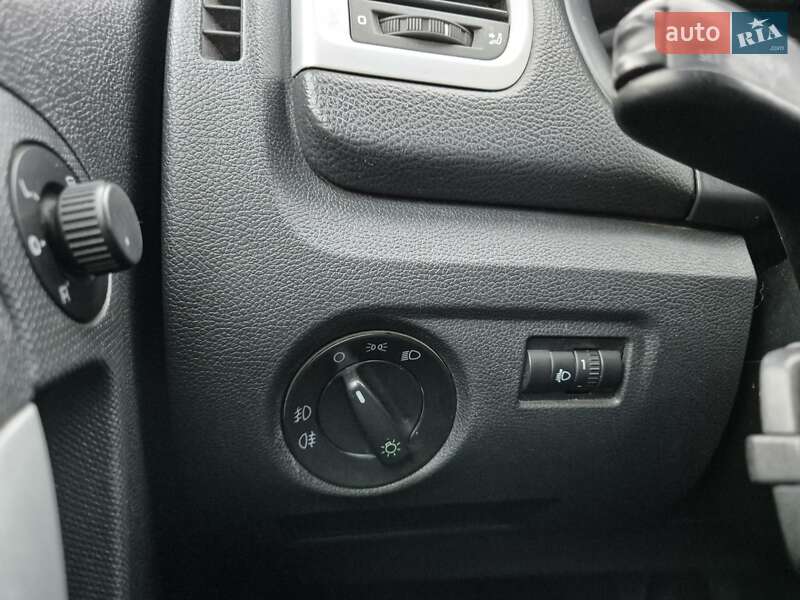 Універсал Skoda Fabia 2009 в Дніпрі