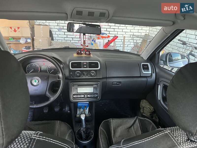 Хэтчбек Skoda Fabia 2008 в Золочеве