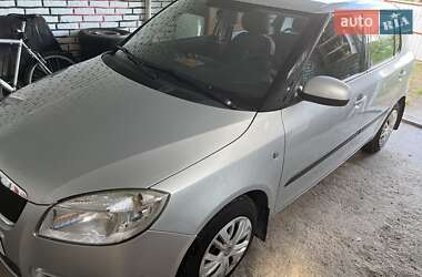Хэтчбек Skoda Fabia 2008 в Золочеве