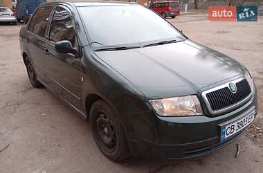 Седан Skoda Fabia 2003 в Чернігові