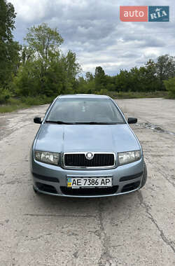 Хетчбек Skoda Fabia 2006 в 