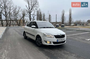 Хетчбек Skoda Fabia 2011 в Чернігові