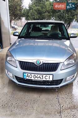 Хэтчбек Skoda Fabia 2011 в Ужгороде