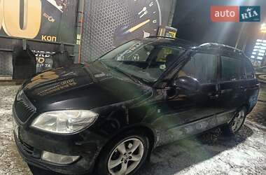 Универсал Skoda Fabia 2010 в 