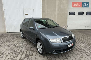 Хэтчбек Skoda Fabia 2006 в Луцке