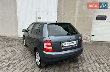 Хэтчбек Skoda Fabia 2006 в Луцке