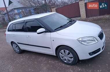 Універсал Skoda Fabia 2009 в Жмеринці