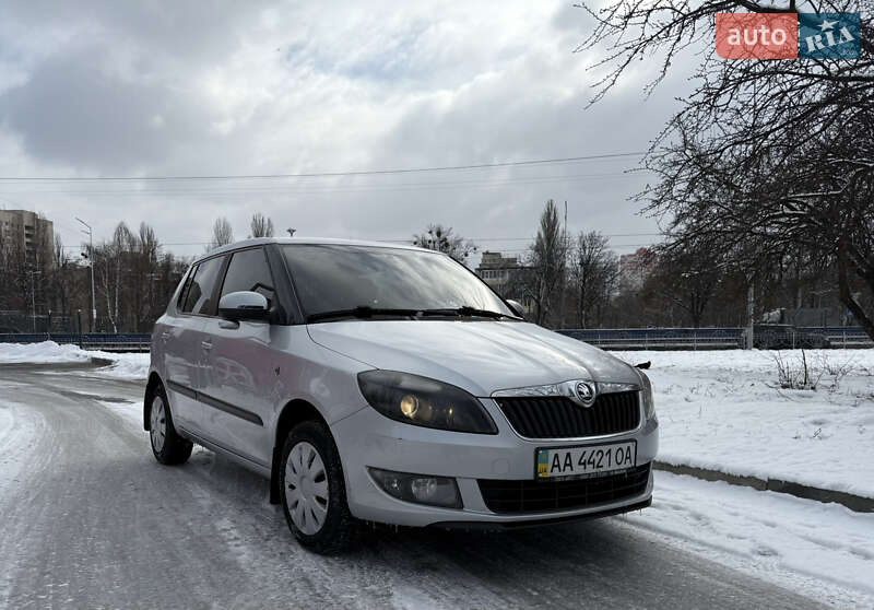 Хэтчбек Skoda Fabia 2013 в Киеве