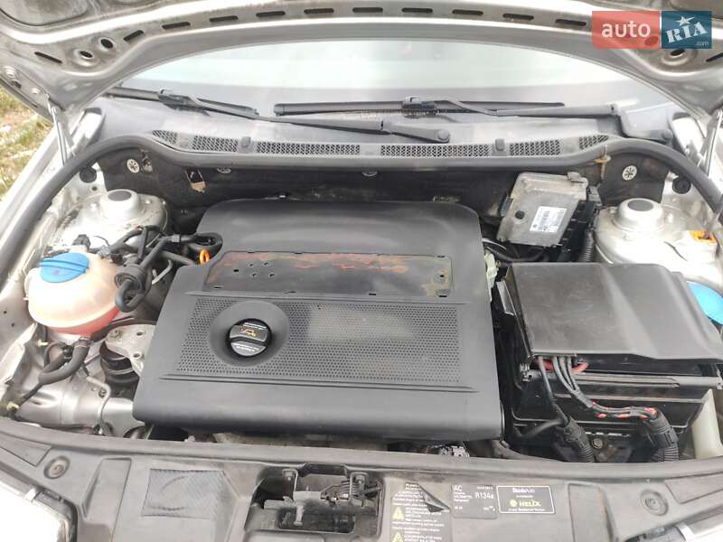 Седан Skoda Fabia 2004 в Бережанах