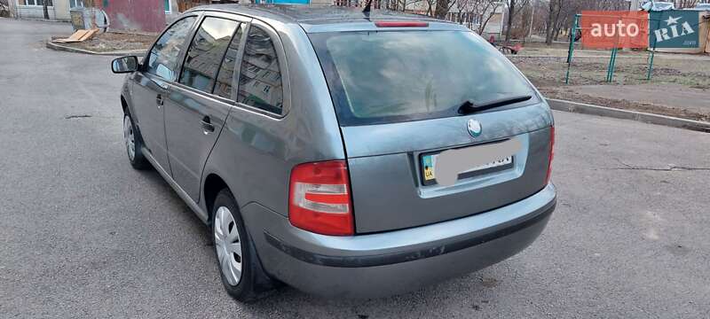 Универсал Skoda Fabia 2004 в Харькове