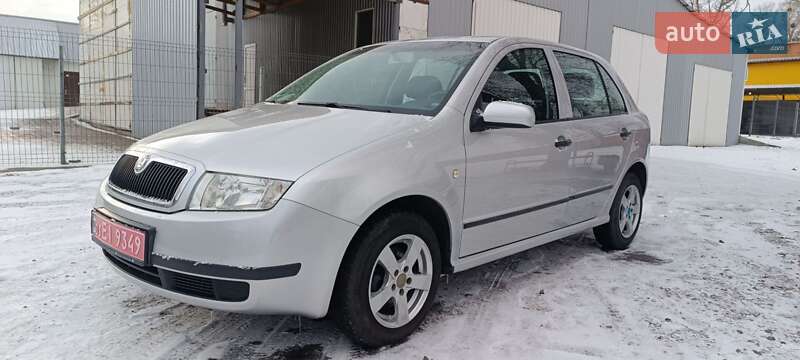 Хэтчбек Skoda Fabia 2004 в Теплике