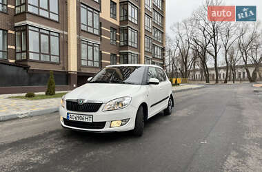 Хэтчбек Skoda Fabia 2011 в Чернигове