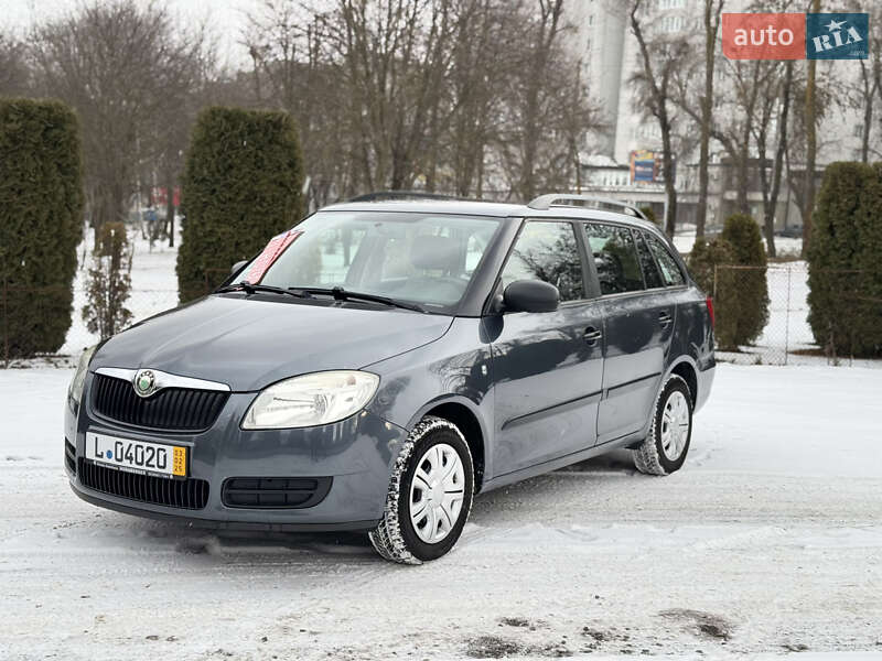 Универсал Skoda Fabia 2009 в Хмельницком