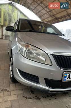 Хетчбек Skoda Fabia 2011 в Бершаді