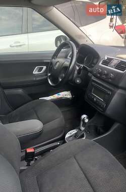 Хэтчбек Skoda Fabia 2008 в 