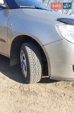 Хэтчбек Skoda Fabia 2008 в 