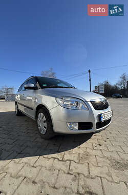 Універсал Skoda Fabia 2009 в Чернівцях