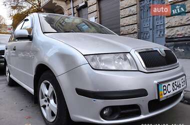 Хэтчбек Skoda Fabia 2005 в Львове