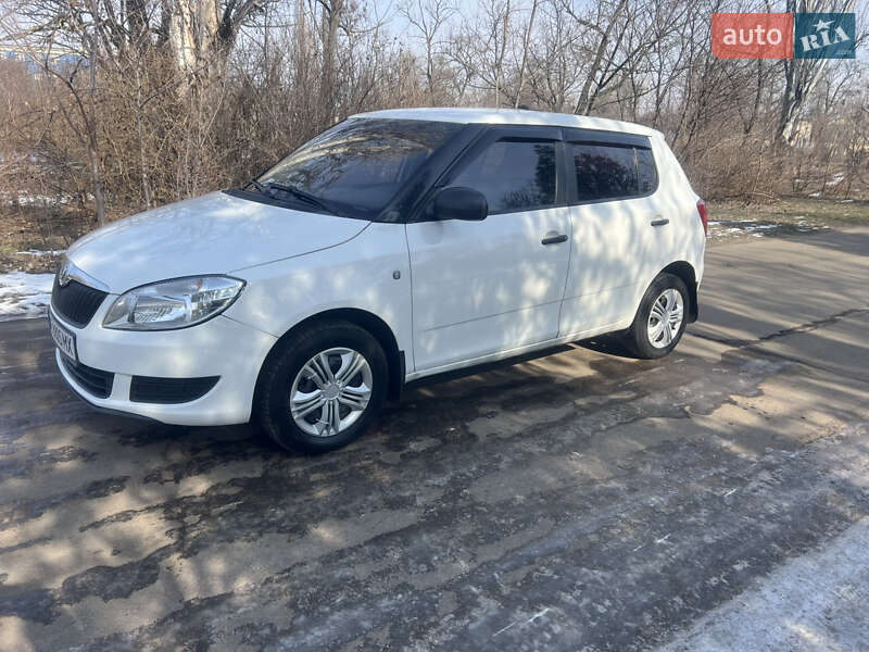 Хэтчбек Skoda Fabia 2011 в Покрове