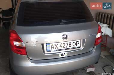 Хэтчбек Skoda Fabia 2013 в Богодухове