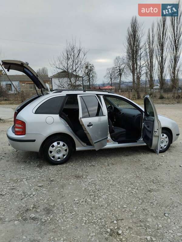 Універсал Skoda Fabia 2001 в Шаргороді