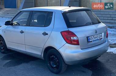 Хэтчбек Skoda Fabia 2008 в Запорожье