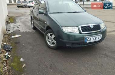 Седан Skoda Fabia 2002 в Смілі