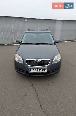 Універсал Skoda Fabia 2008 в Києві