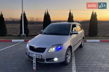 Універсал Skoda Fabia 2008 в Чернівцях