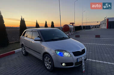 Универсал Skoda Fabia 2008 в Черновцах