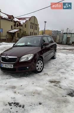 Универсал Skoda Fabia 2009 в Львове