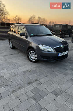 Универсал Skoda Fabia 2011 в Каменке-Бугской